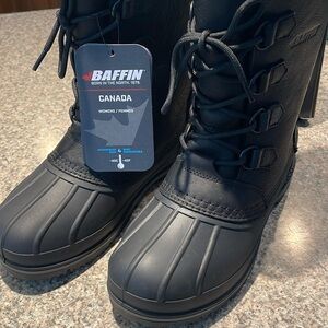 Baffin Women’s Sz 9 Winter Boots Black NWT